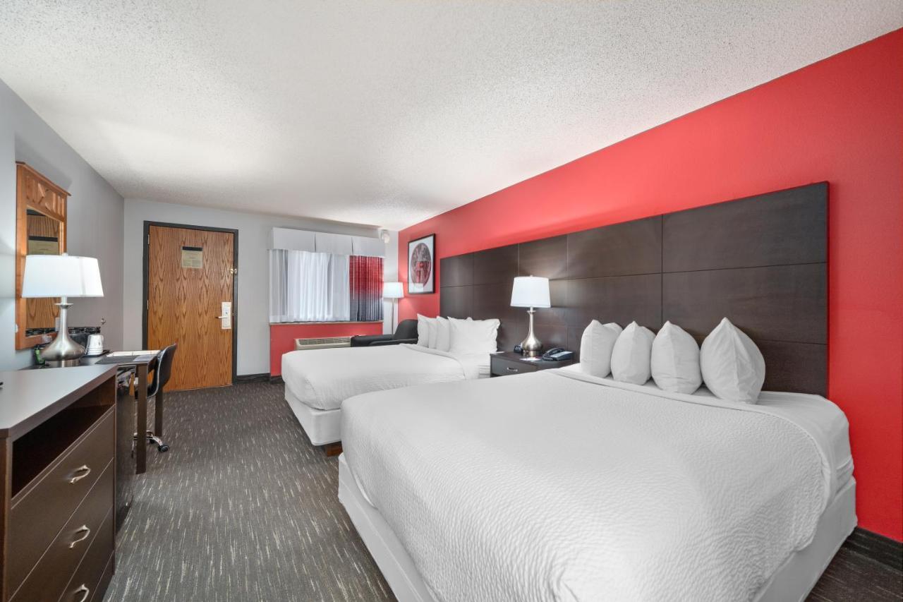 Ramada By Wyndham Sioux Falls Airport - Waterpark Resort & Event Center Екстериор снимка